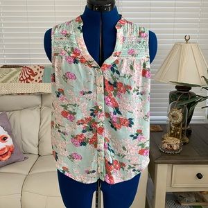 5/$20 Meadow Rue by Anthropologie floral sleeveless top w/lace and tucks, Sz 2